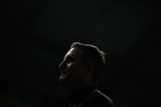 HTH SPORTS中国-马德兴：中国足球陷入被动 归罪扬科维奇一人欠妥